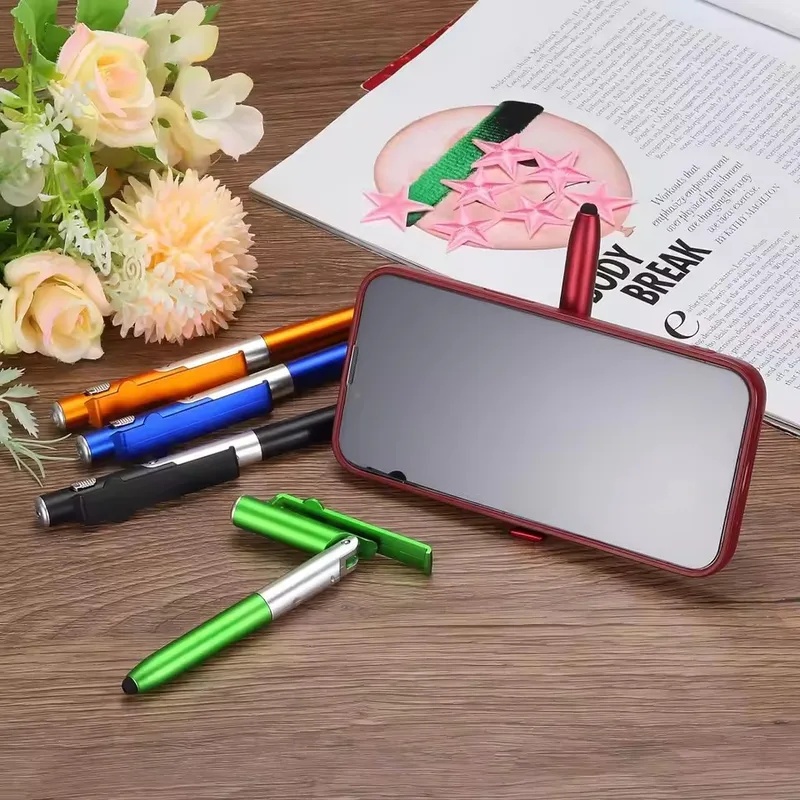 4 in 1 多機能ボールペン LEDライト付き 折りたたみ - Stationery Office のレビューと価格