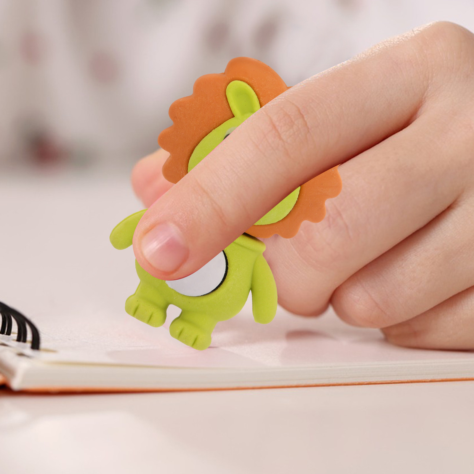 18個入り 小さなライオン消しゴム かわいい3D動物消しゴム - Lion Stationery & Office Supply(Kunshan)Co.Ltd のレビューと価格